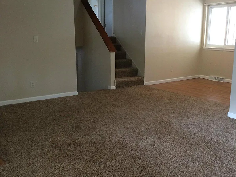 1438 Linden St — Photo 3