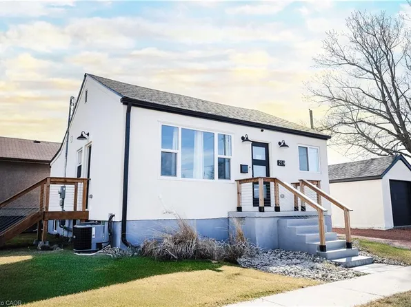 219 Macinnis St, Welland, ON L3B 2H3