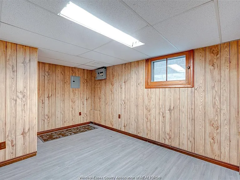1627 Marentette Ave #BASEMENT — Photo 7