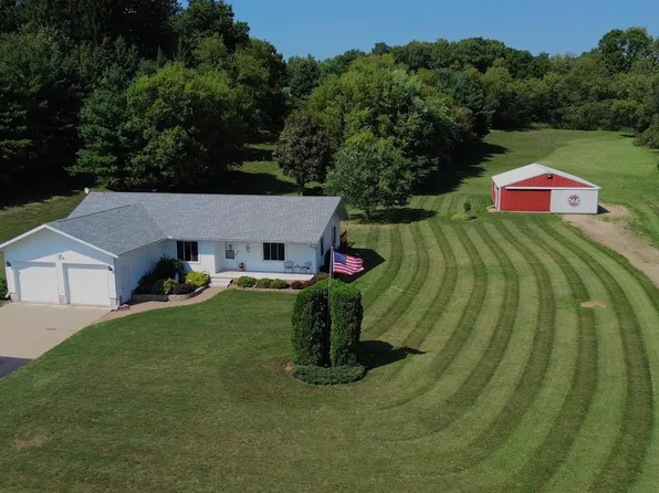 30334 Jaquish Hollow Road, Richland Center, WI 53581