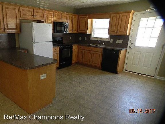 4th image of 496 Mill Pond Dr