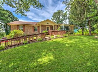 231 Tusculum Dr, Oak Ridge, TN 37830