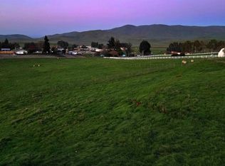 6323 E Appaloosa Ave, Clovis, CA 93619