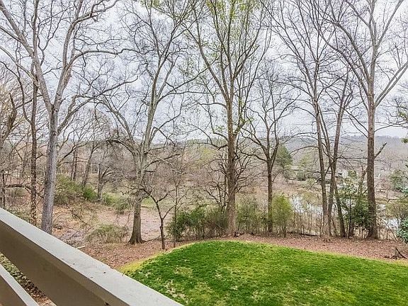 2nd image of 1503 Riverview Dr SE