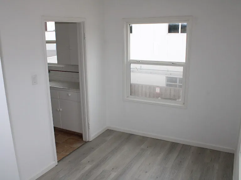4010 Macdonald Ave — Photo 11
