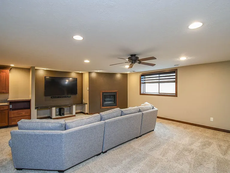 3436 W 84th Pl — Photo 36