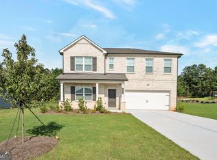 899 Gelderland Dr, Hampton, GA 30228