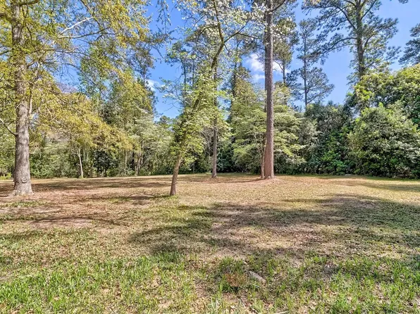 106 Middlebrook Dr, Lexington, SC 29072