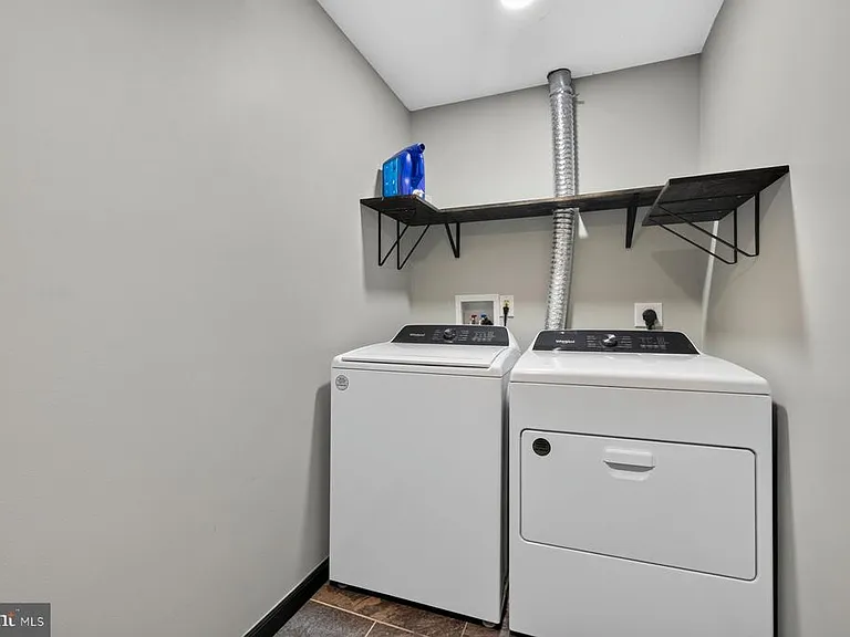 101 Jasons Rdg — Photo 23