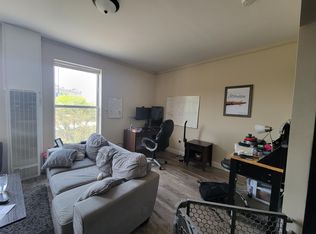 32 King St #8, Troy, NY 12180