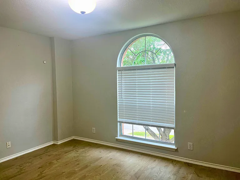 324 Willow Loop — Photo 15