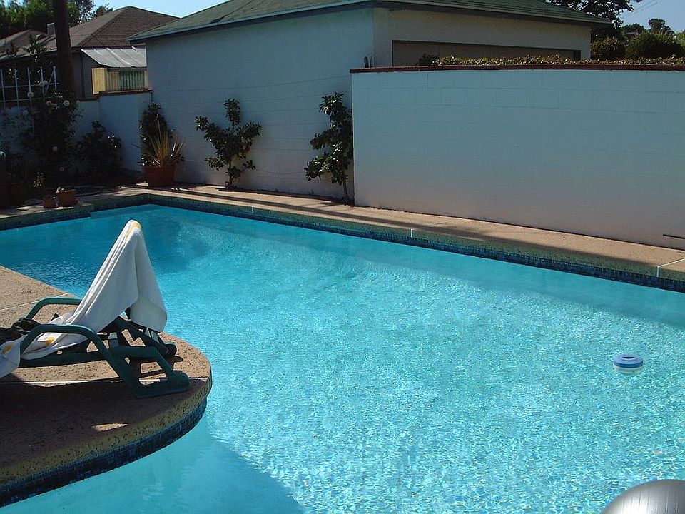 2nd image of 7001 Matilija Ave