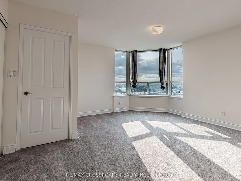 88 Corporate Dr #1714 — Photo 20