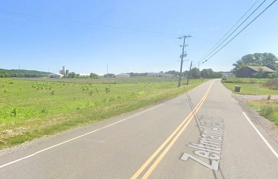 2nd image of Zeltman Ave NE