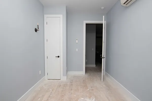 Rented by Nooklyn NYC LLC | media 46