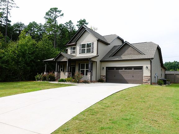 3rd image of 504 Bridlecrest Ln