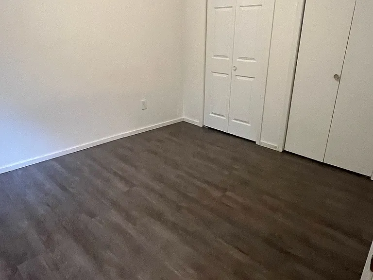 863 Sharon Rd — Photo 7