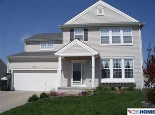 11294 S 200th St, Gretna, NE 68028