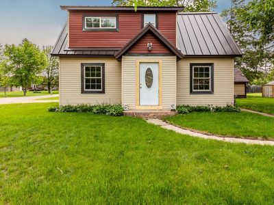 407 John St N, Clarissa, MN, 56440