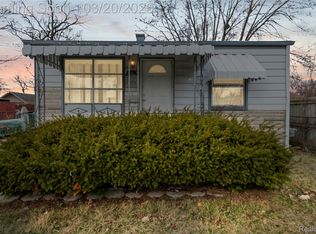 11033 Continental Ave, Warren, MI