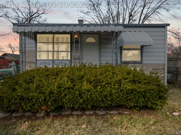 11033 Continental Ave, Warren, MI 48089