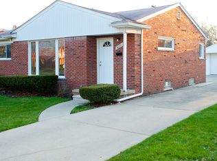 14255 Cavell St, Livonia, MI 48154