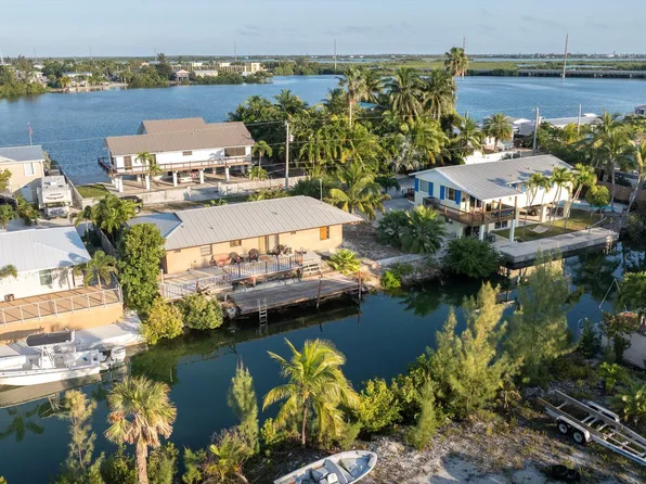 24 Calle Uno, East Rockland Key, FL 33040