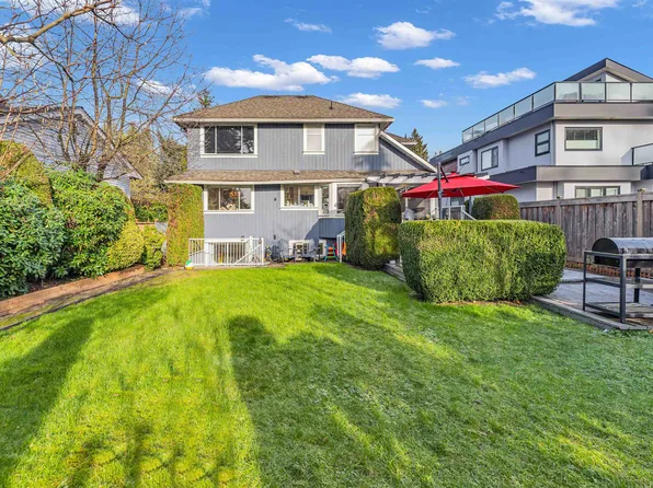 633 Fir St, North Vancouver, BC V7M 1W3