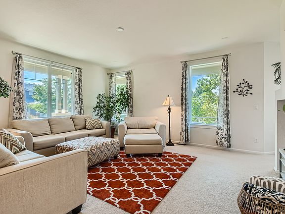 5th image of 10104 Telluride St