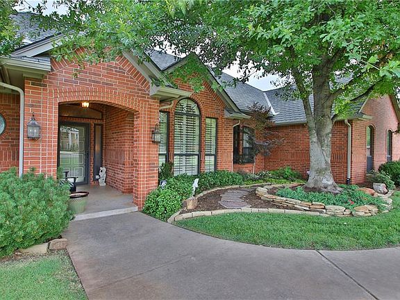 2nd image of 8005 NW 131st Cir