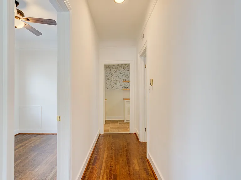 835 Allen St — Photo 6
