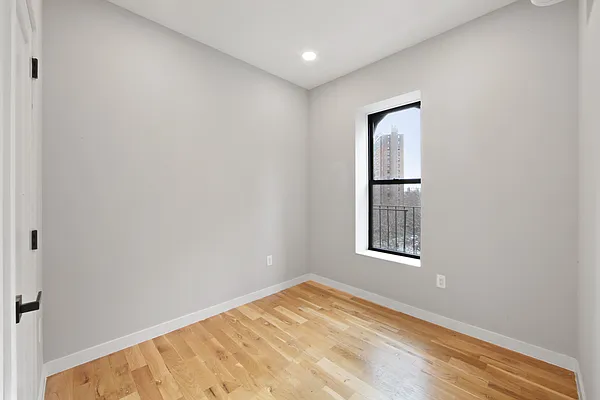 Rented by Corcoran | media 25