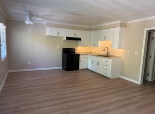 670 N Glassell St #4, Orange, CA 92867