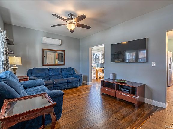 2nd image of 28 Maple Street