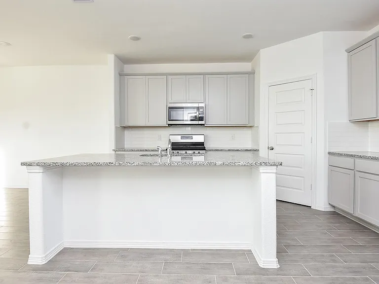 5715 Aurora Greens Ln — Photo 11