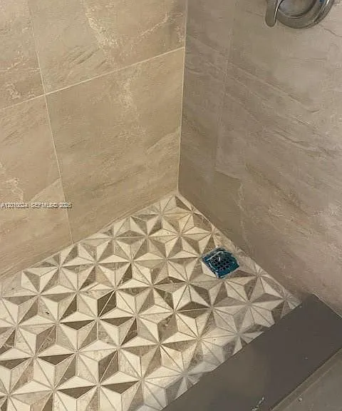 16450 Miami Dr #704 — Photo 17