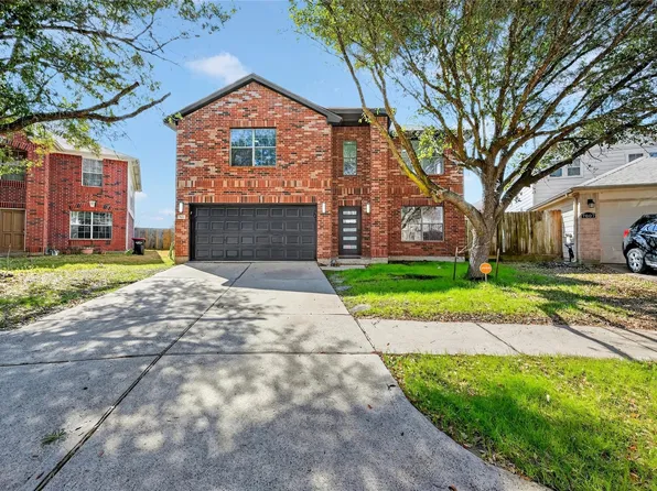 7803 Black Bird Ln, Baytown, TX 77523