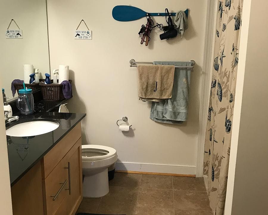 1st image of 423 N 18th St APT 407