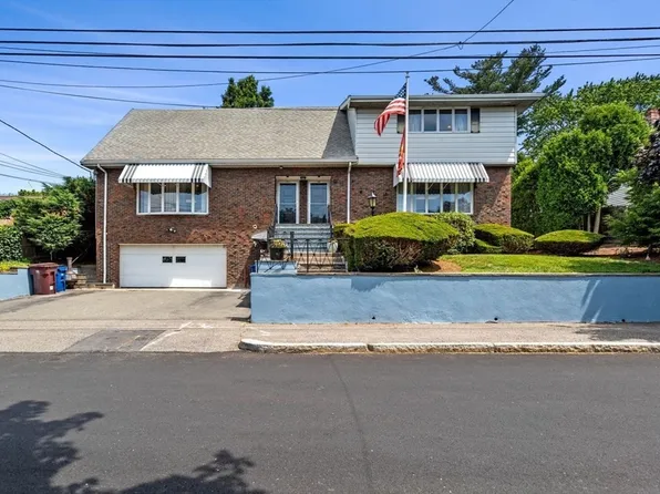 209-211 Suffolk Ave, Revere, MA 02151