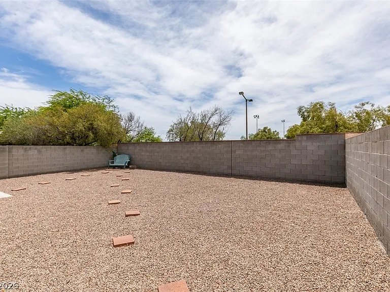 10959 Pumpkin Ridge Ave — Photo 37