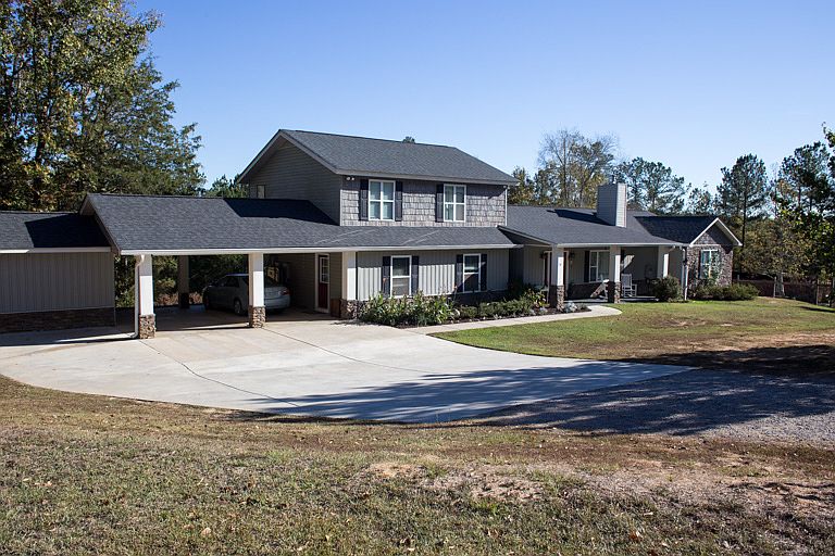 WELCOME TO LEGACY LANE