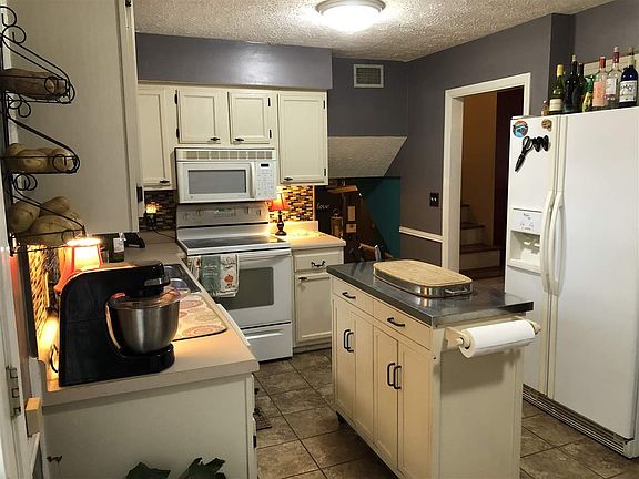 4th image of 247 Meadow Hill Dr