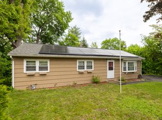 28 Bingham St, Bristol, CT 06010