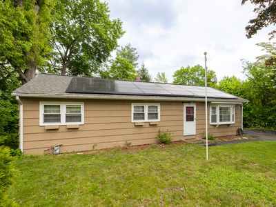 28 Bingham Street, Bristol, CT, 06010