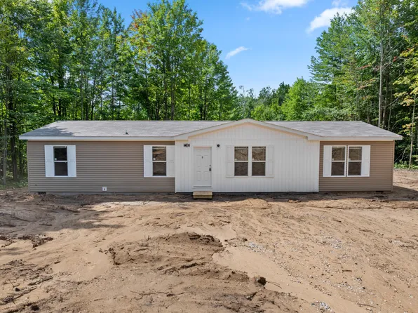 7166 Larkspur Dr, Mancelona, MI 49659