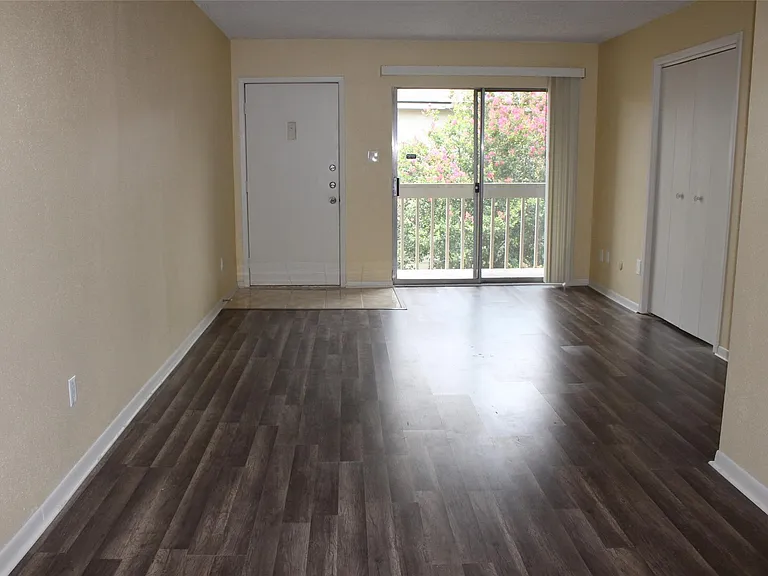 3919 Fairmont Pkwy #200 — Photo 8