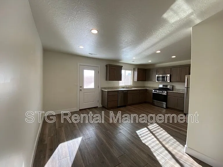 1664 N Dixie Downs Rd #2 — Photo 5