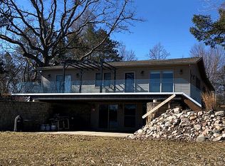 Chicago Dr, Howell, MI 48843