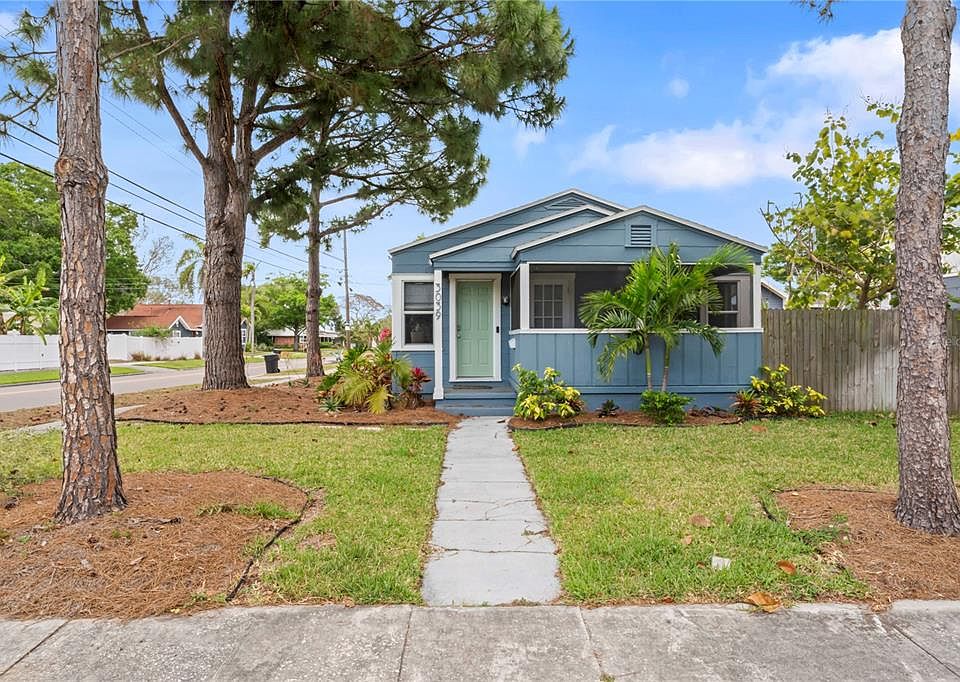 1st image of 3039 11TH AVENUE N