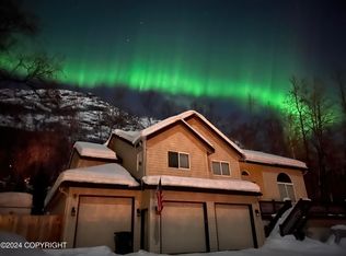 22711 Eagle Glacier Loop, Eagle River, AK 99577